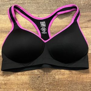 VS PINK Sports Bra 🔥Hot Deal🔥